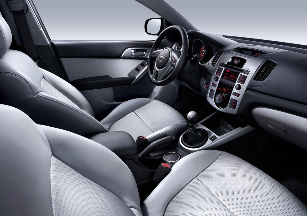 Kia () Cerato II (Spectra):  