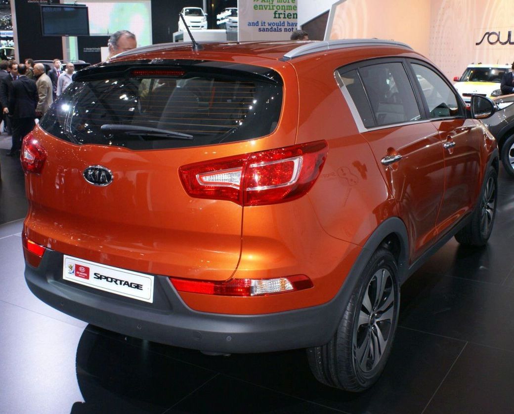 Kia () Sportage III (SL):  