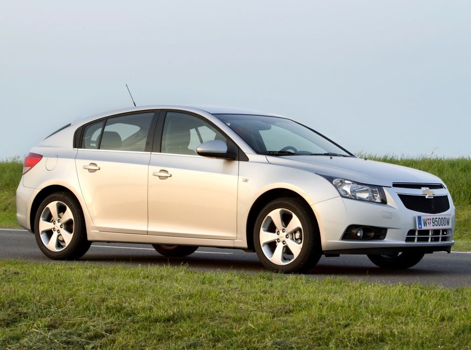 Chevrolet () Cruze I (J30_):  