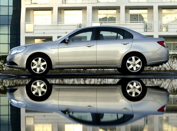 Chevrolet () Epica I (V250):  