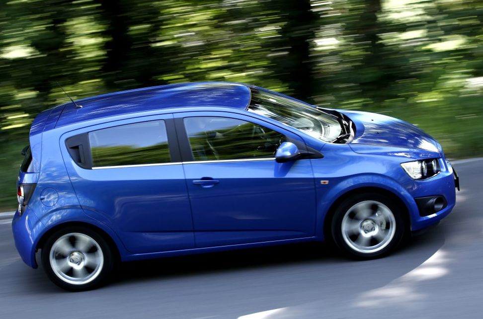 Chevrolet () Aveo III (T300):  