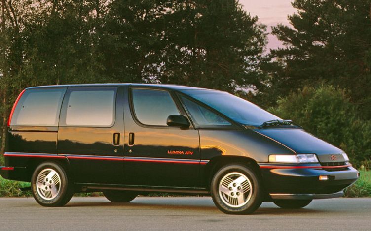 Chevrolet () Lumina APV:  