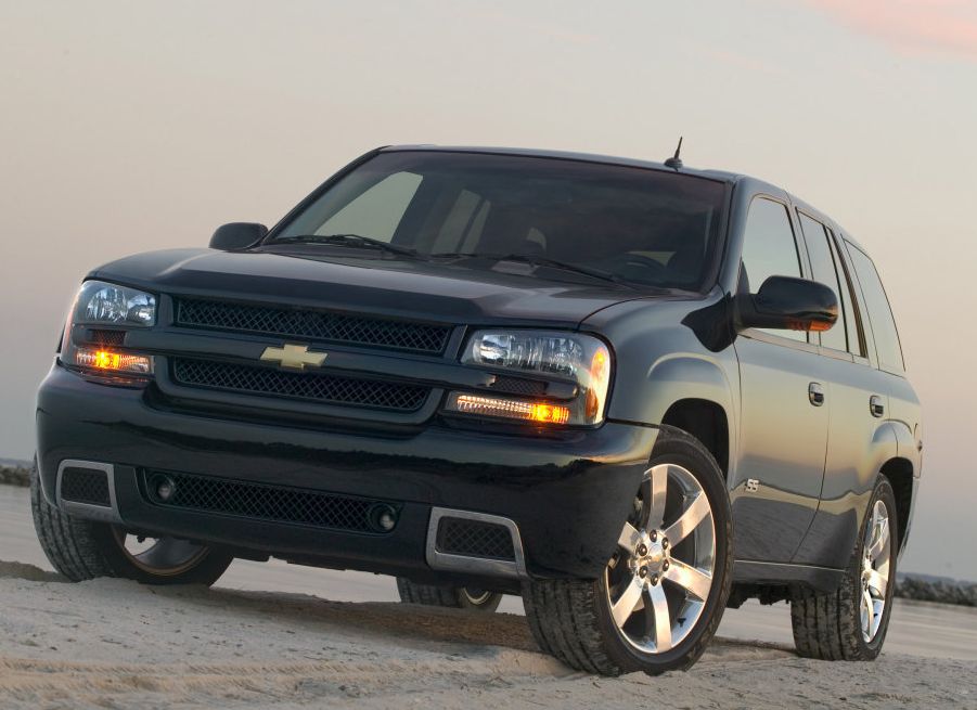Chevrolet () TrailBlazer I:  