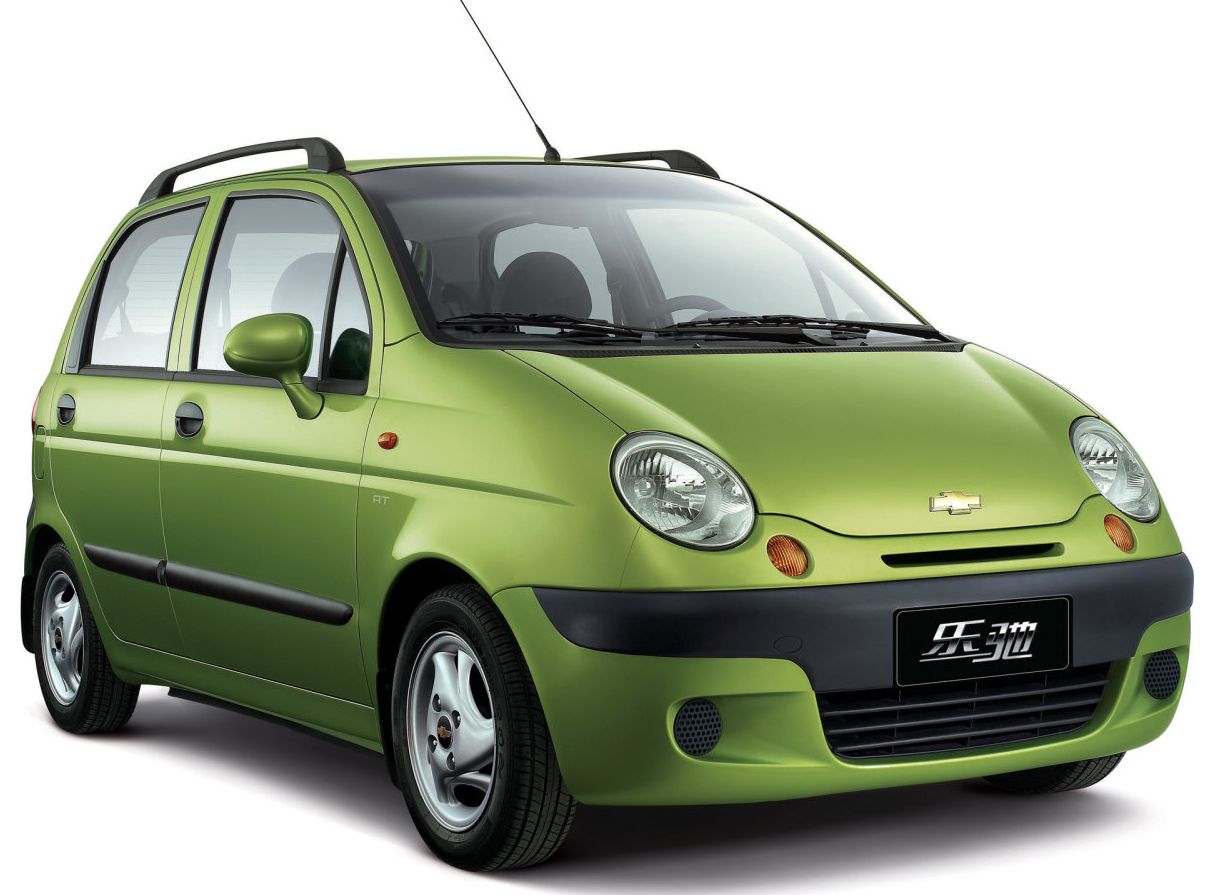 Chevrolet () Spark (M100):  