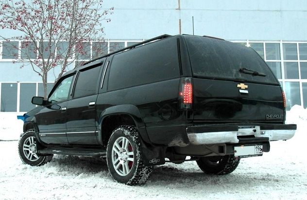 Chevrolet () Suburban X (GMT400):  
