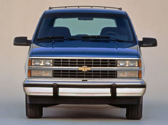 Chevrolet () Suburban X (GMT400):  