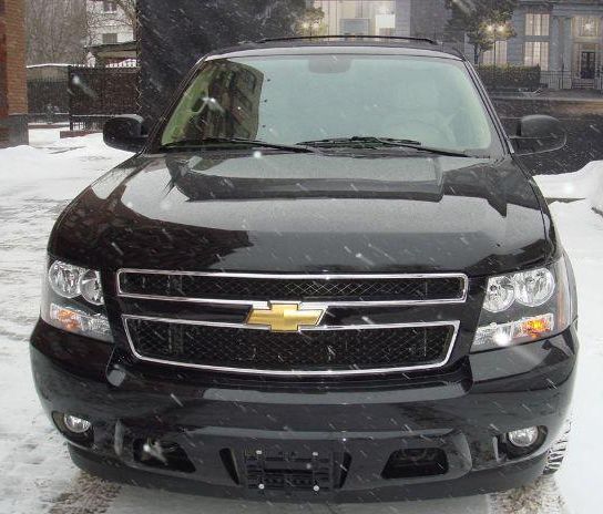 Chevrolet () Suburban XII (GMT900):  