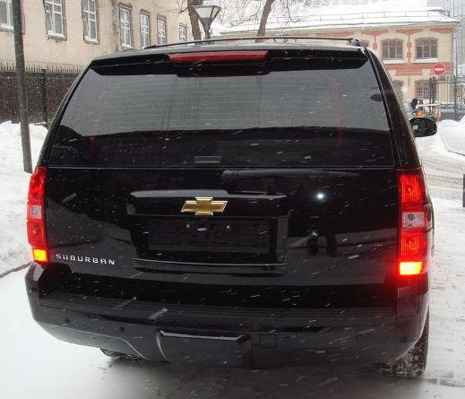 Chevrolet () Suburban XII (GMT900):  