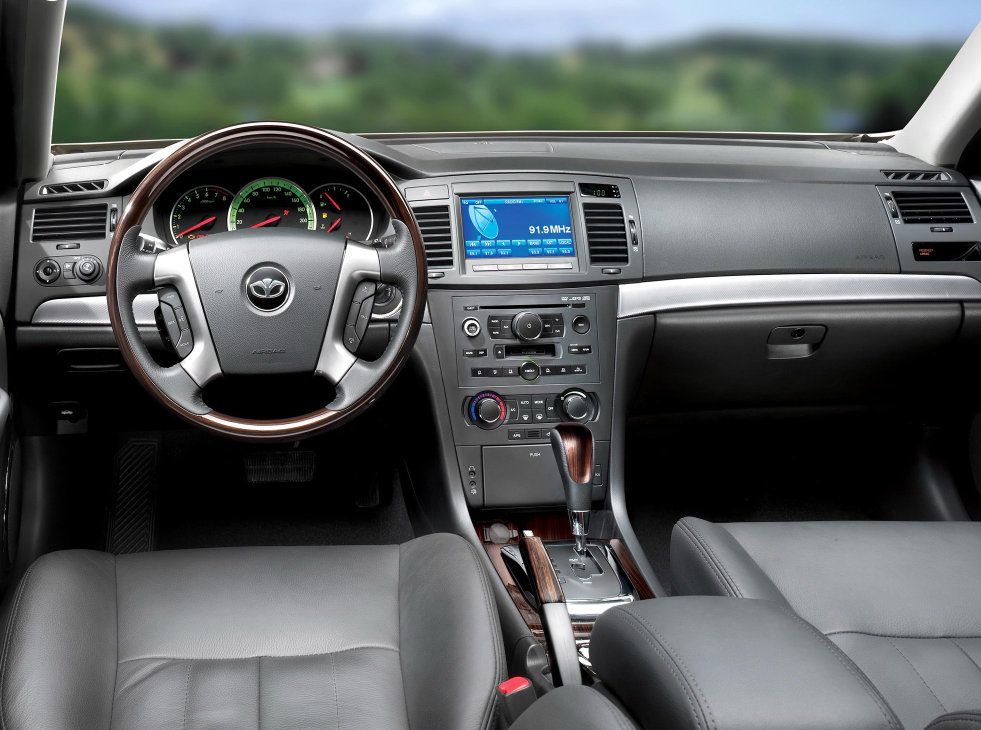 Daewoo () Tosca (V250):  
