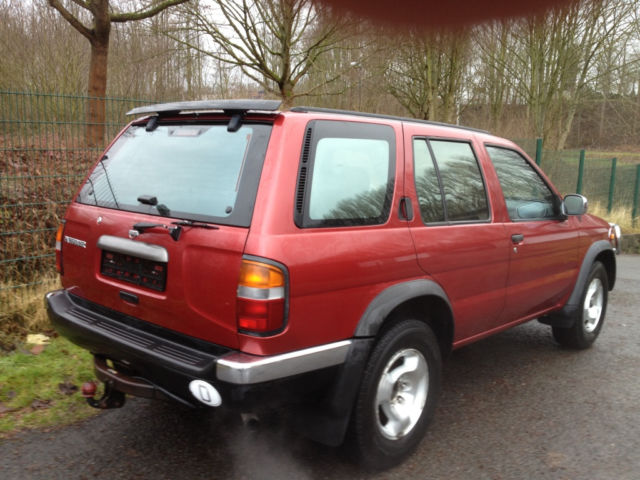 Nissan () Pathfinder II (R50):  