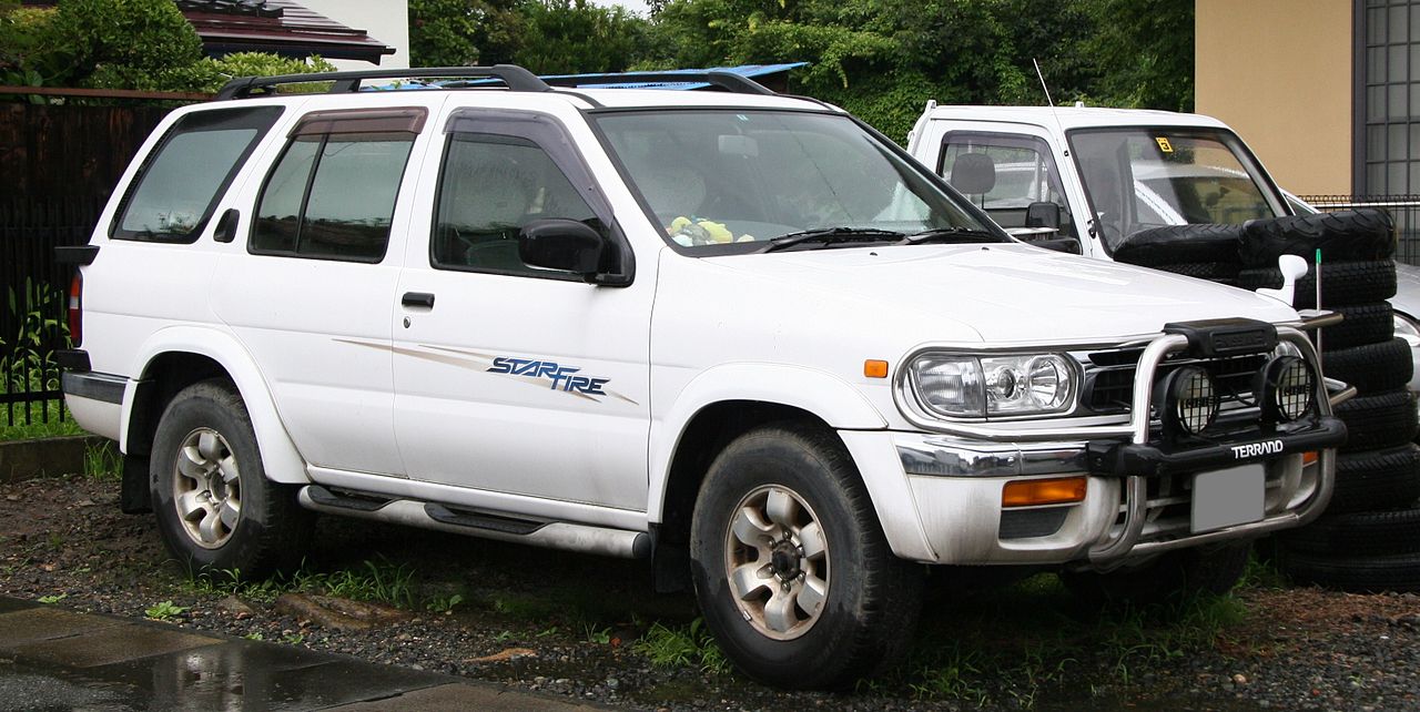 Nissan () Terrano II (R20, R50):  