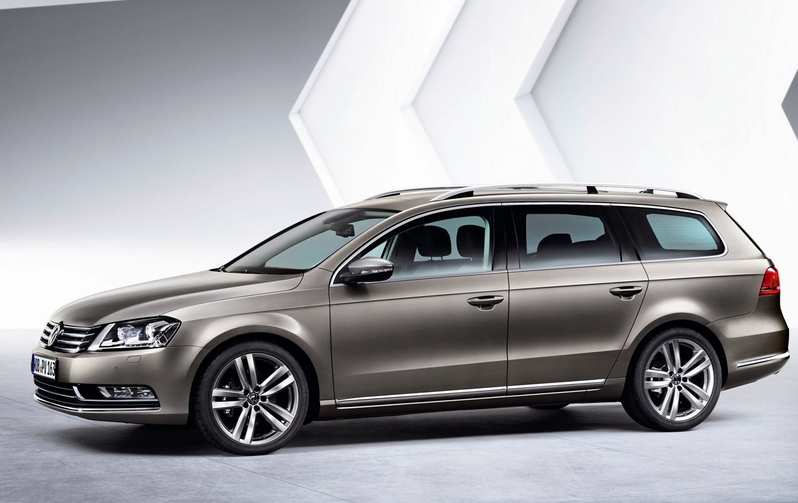 Volkswagen (VW) () Passat Variant VII (365):  