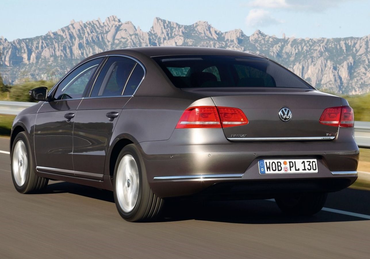 Volkswagen (VW) () Passat VII (362, A32, A42):  