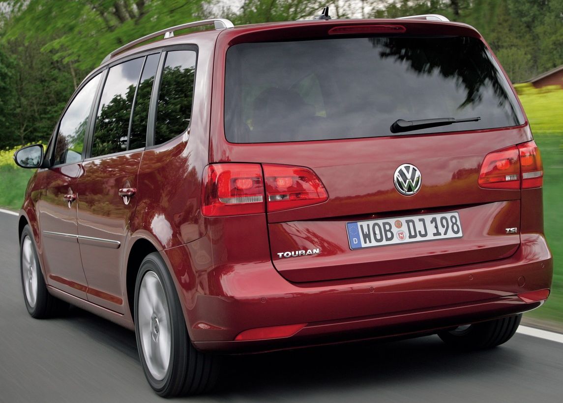 Volkswagen (VW) () Touran II (1T3):  