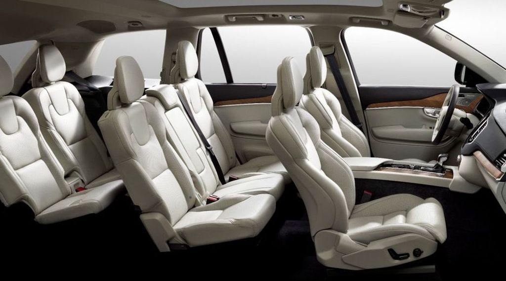 Volvo () XC90 II:  