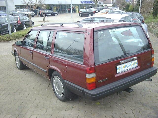 Volvo () 940:  