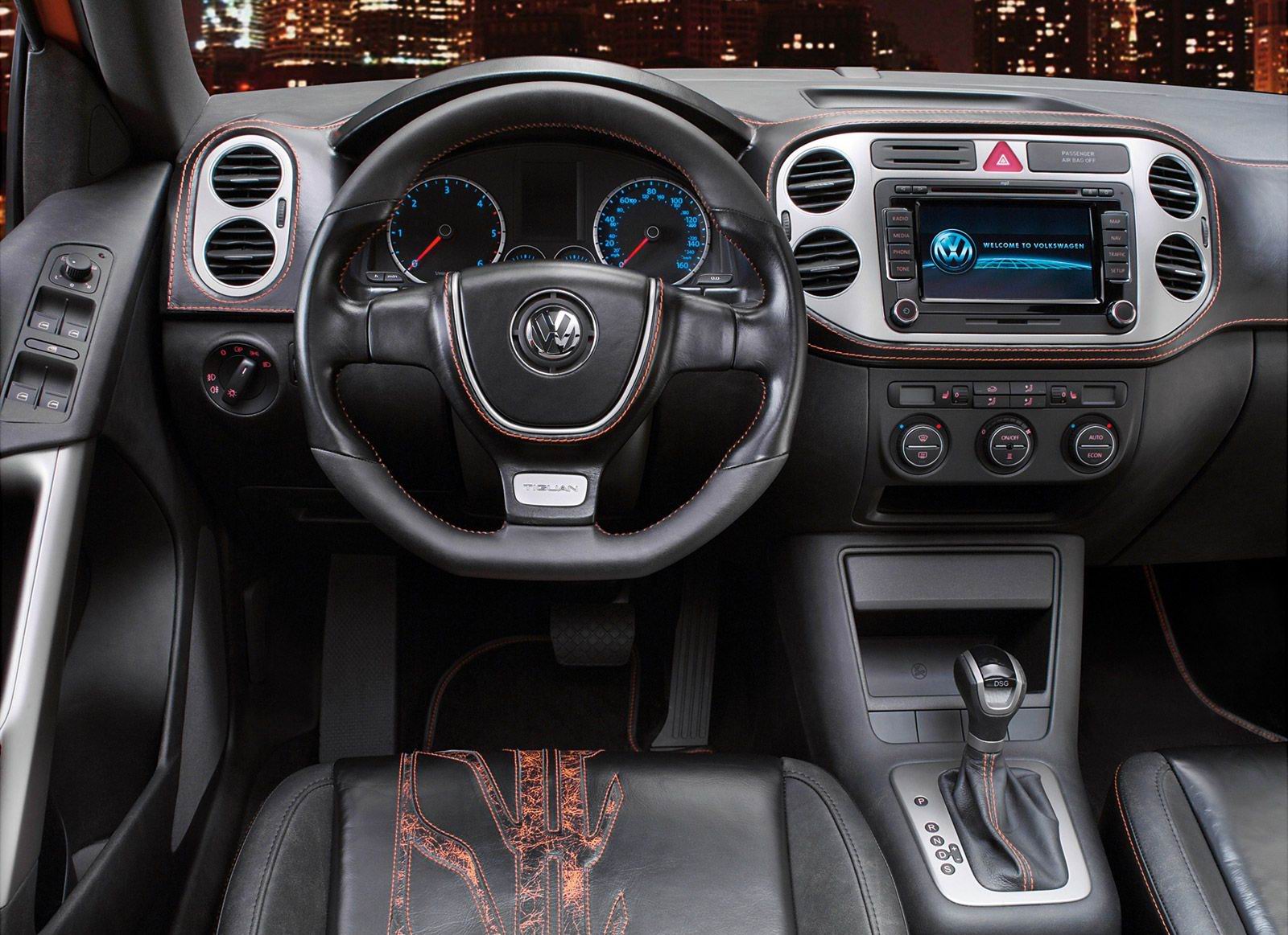 Volkswagen (VW) () Tiguan Concept:  