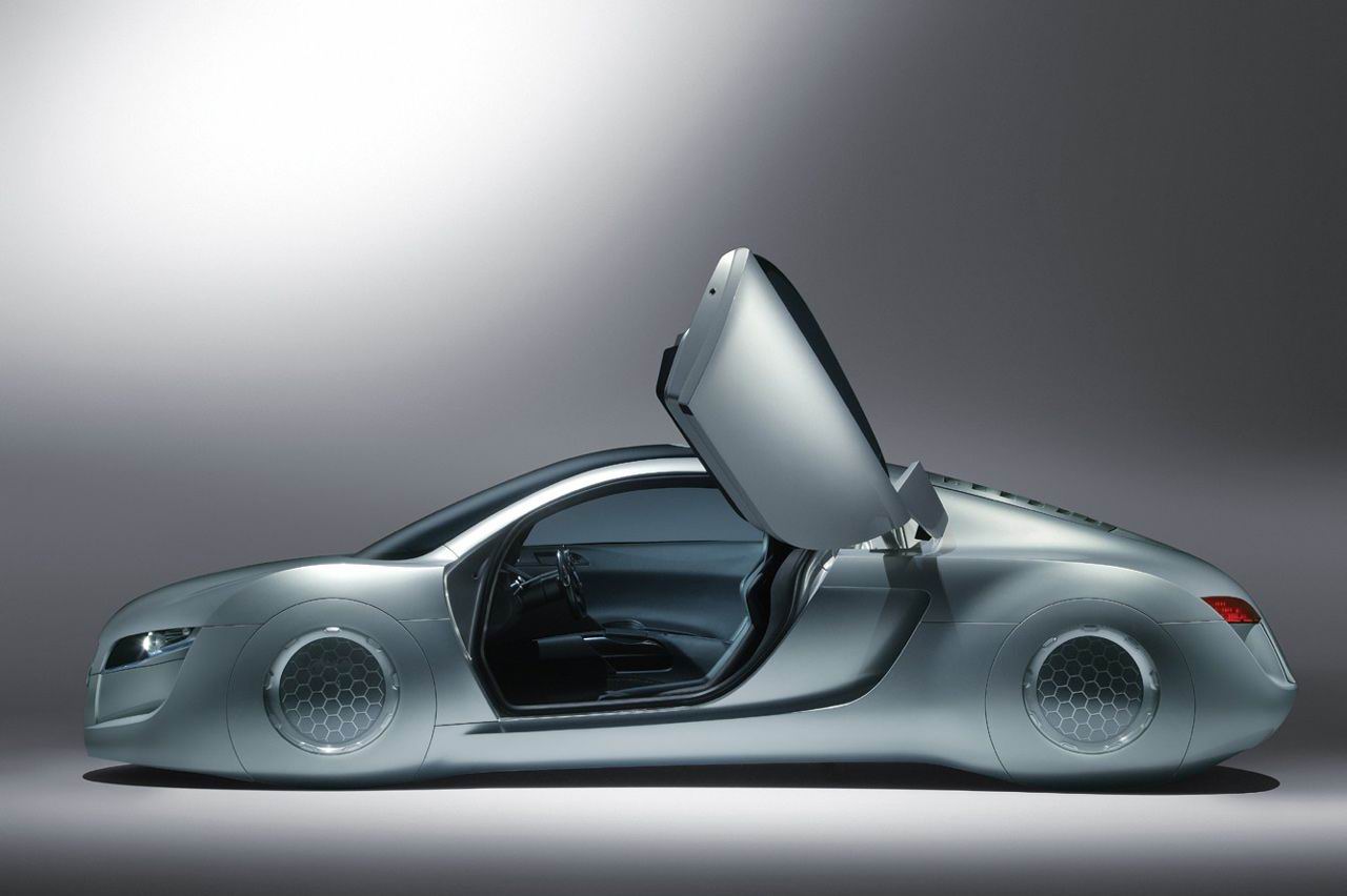 Audi () RSQ Concept:  