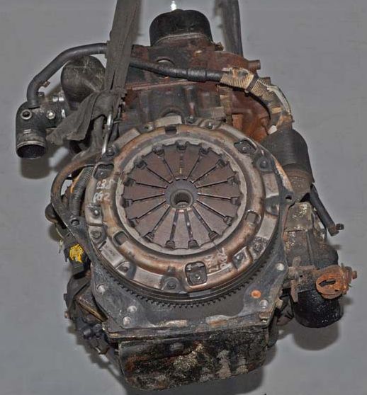 Isuzu () 4JG2:  