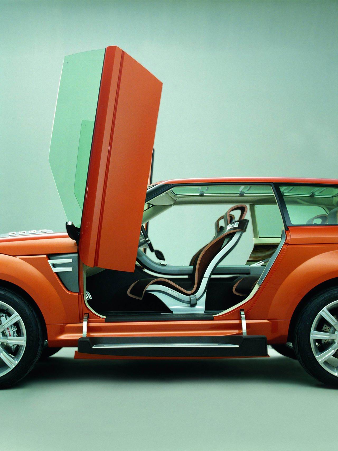 Land Rover ( ) Range stormer Concept:  