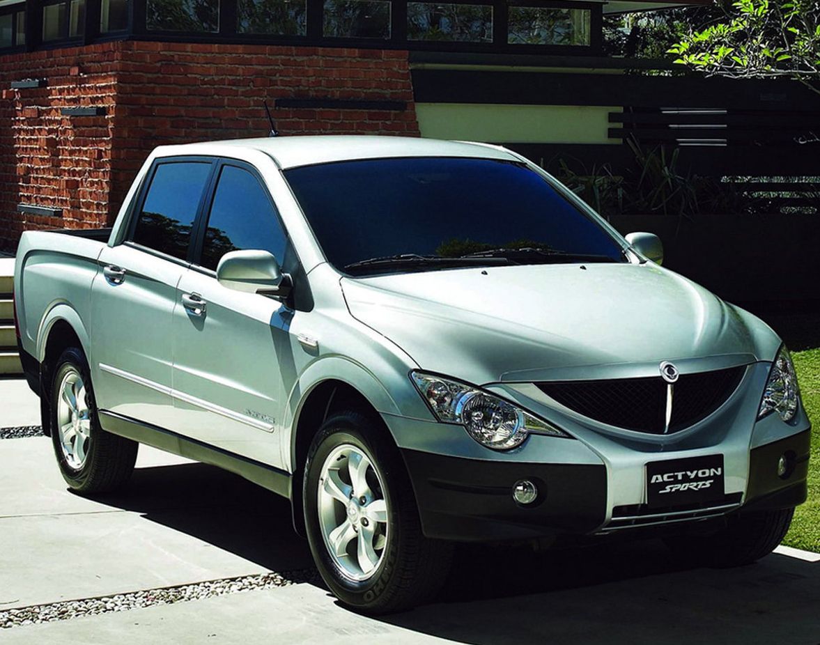 SsangYong () Actyon Sports (QJ):  