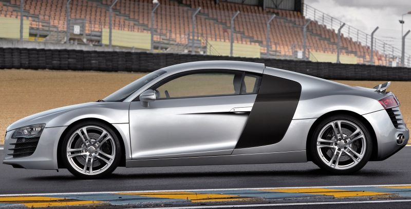 Audi () R8 I (422, 423):  