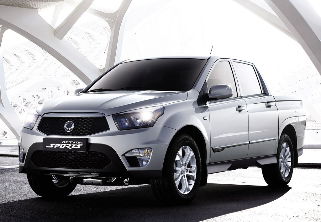 SsangYong () Actyon Sports II, Korando Sports:  