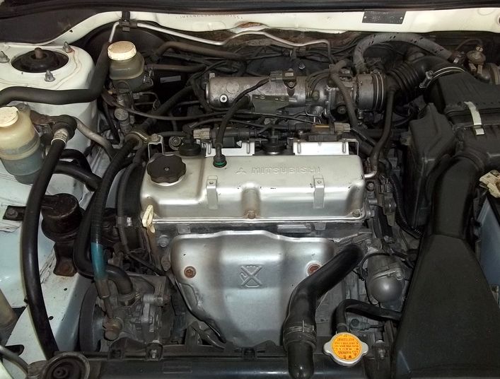 MMC Mitsubishi () 4G18:  