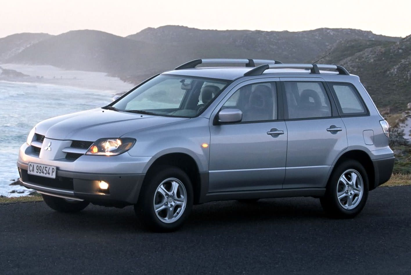 MMC Mitsubishi () Outlander I (CU_W):  