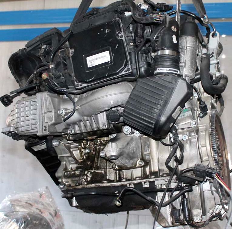 Mercedes Benz () 271.946  (271946 ):  