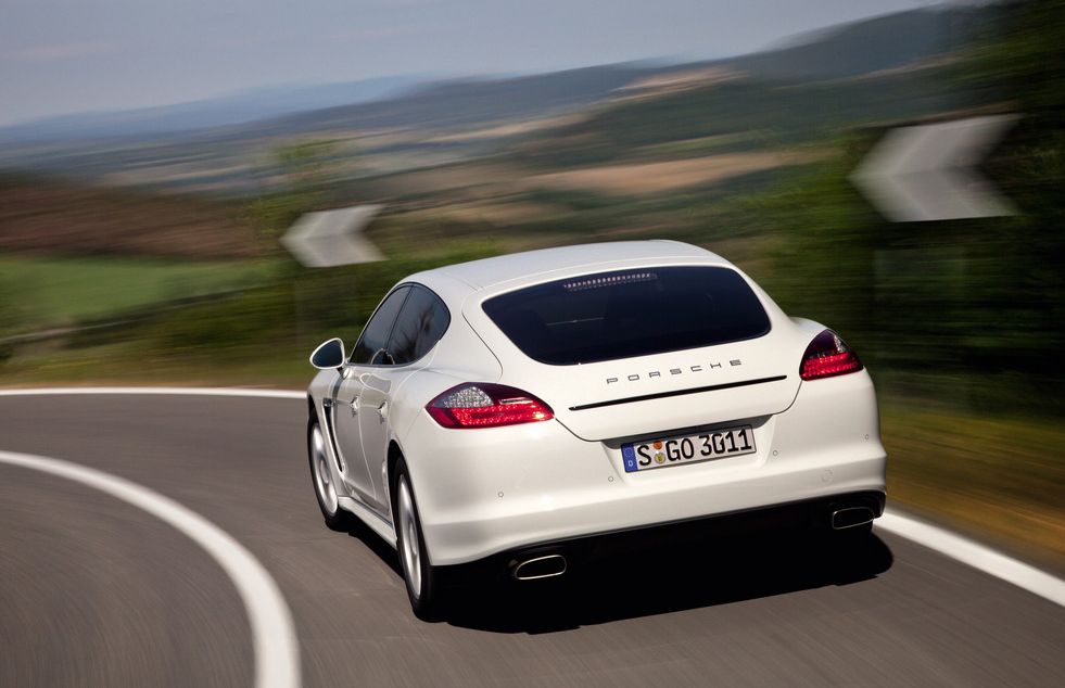 Porsche () Panamera:  