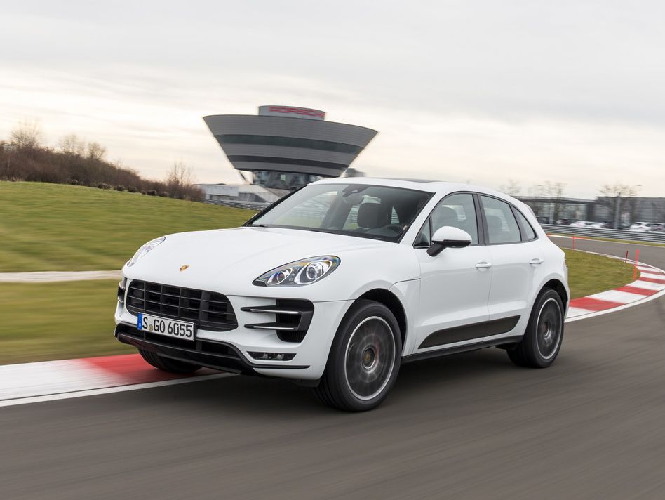 Porsche () Macan I:  