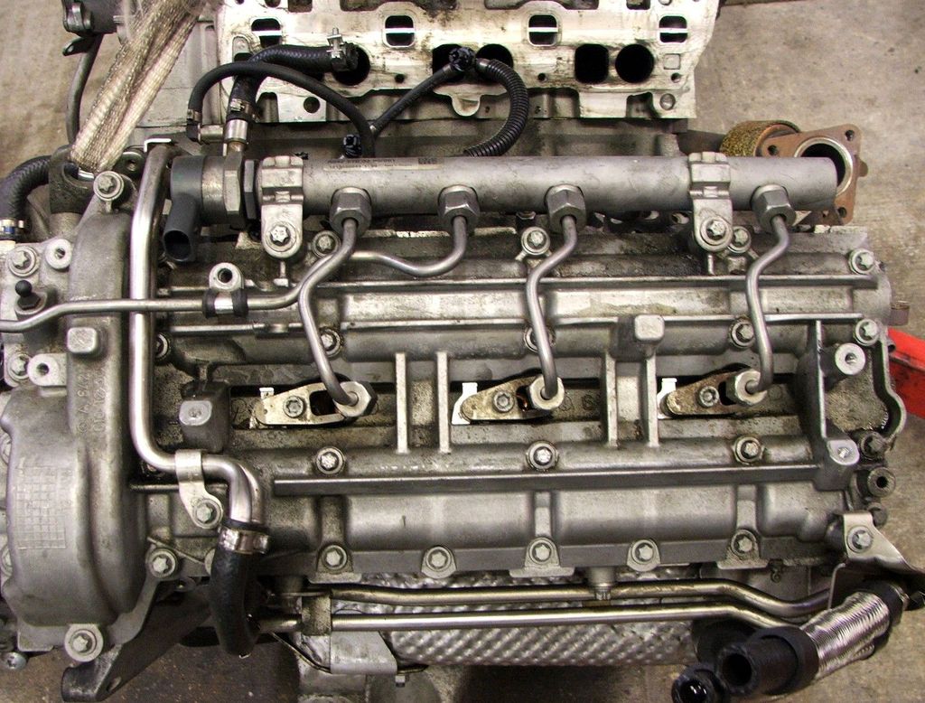 Mercedes Benz () 642.838 (642838):  