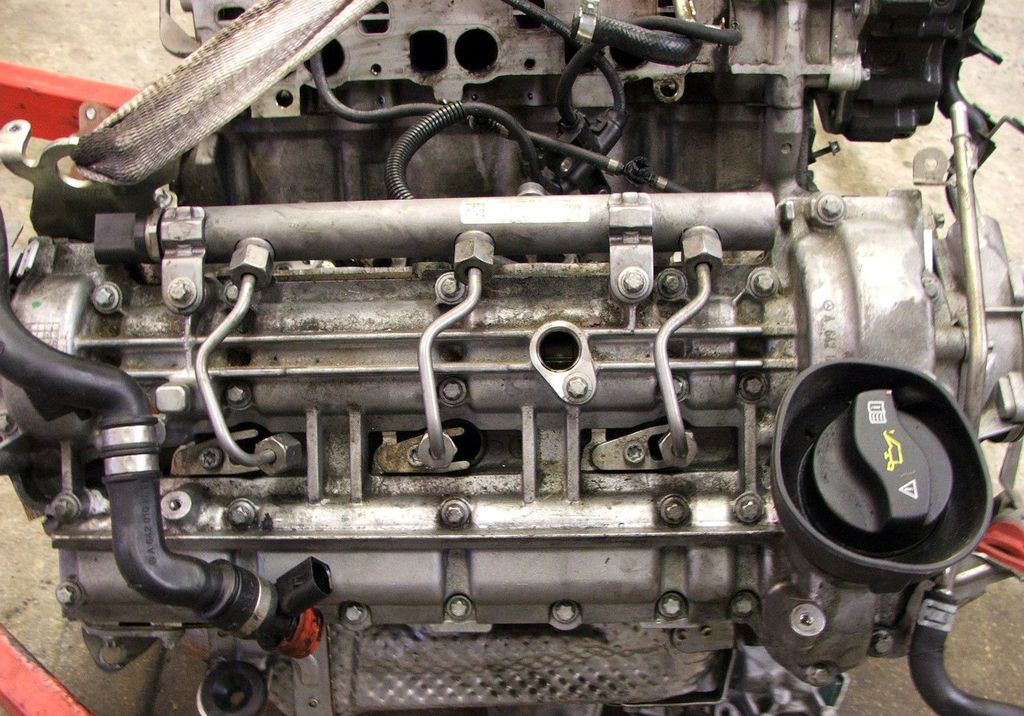 Mercedes Benz () 642.838 (642838):  