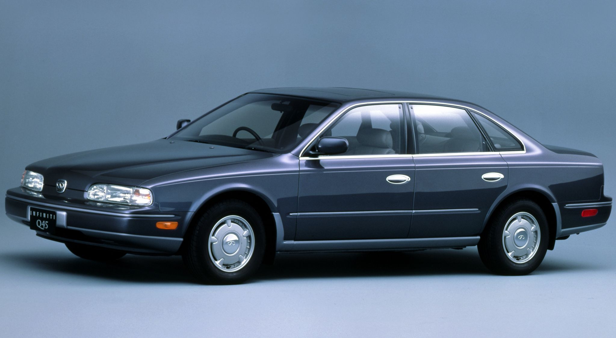Infiniti () Q45:  
