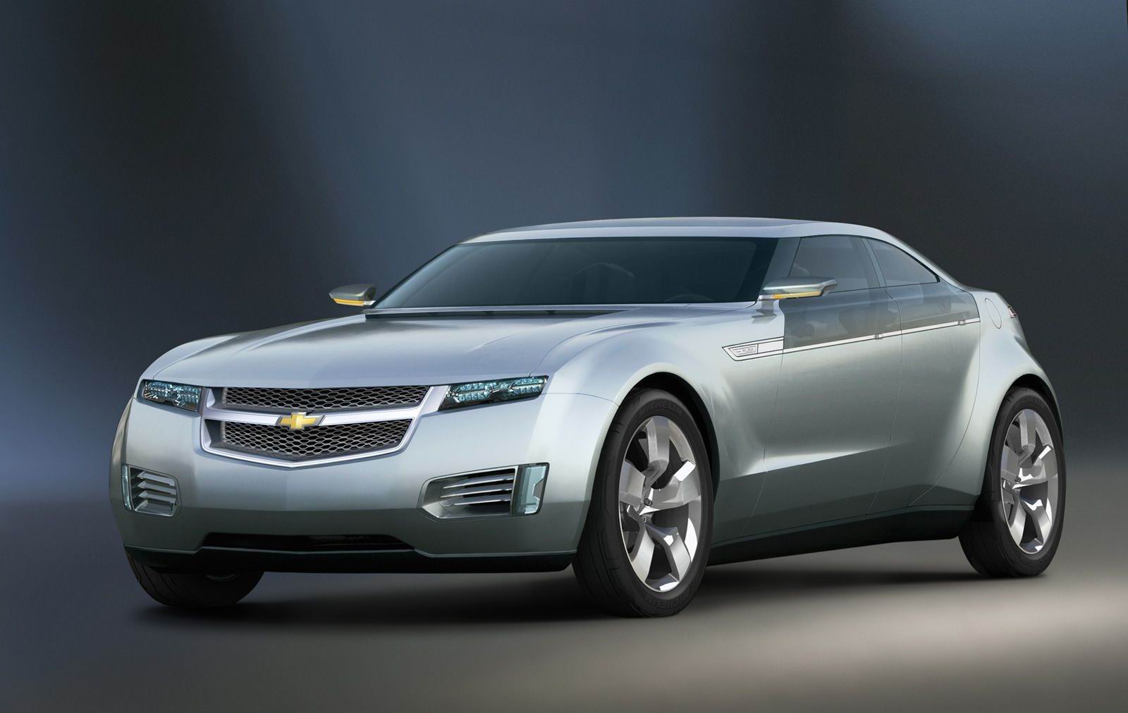 Chevrolet () Volt Concept:  