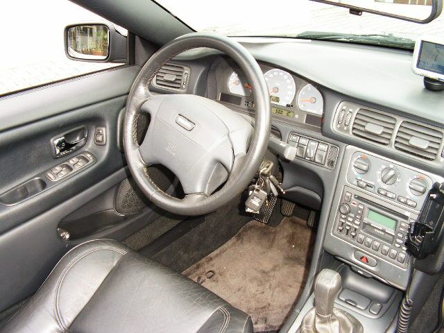 Volvo () C70 I:  