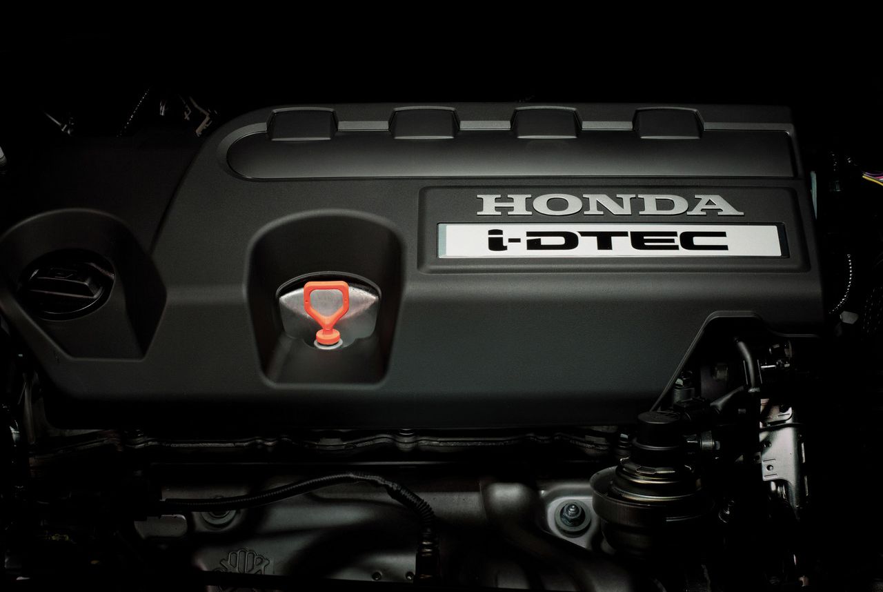 Honda () CR-V IV:  