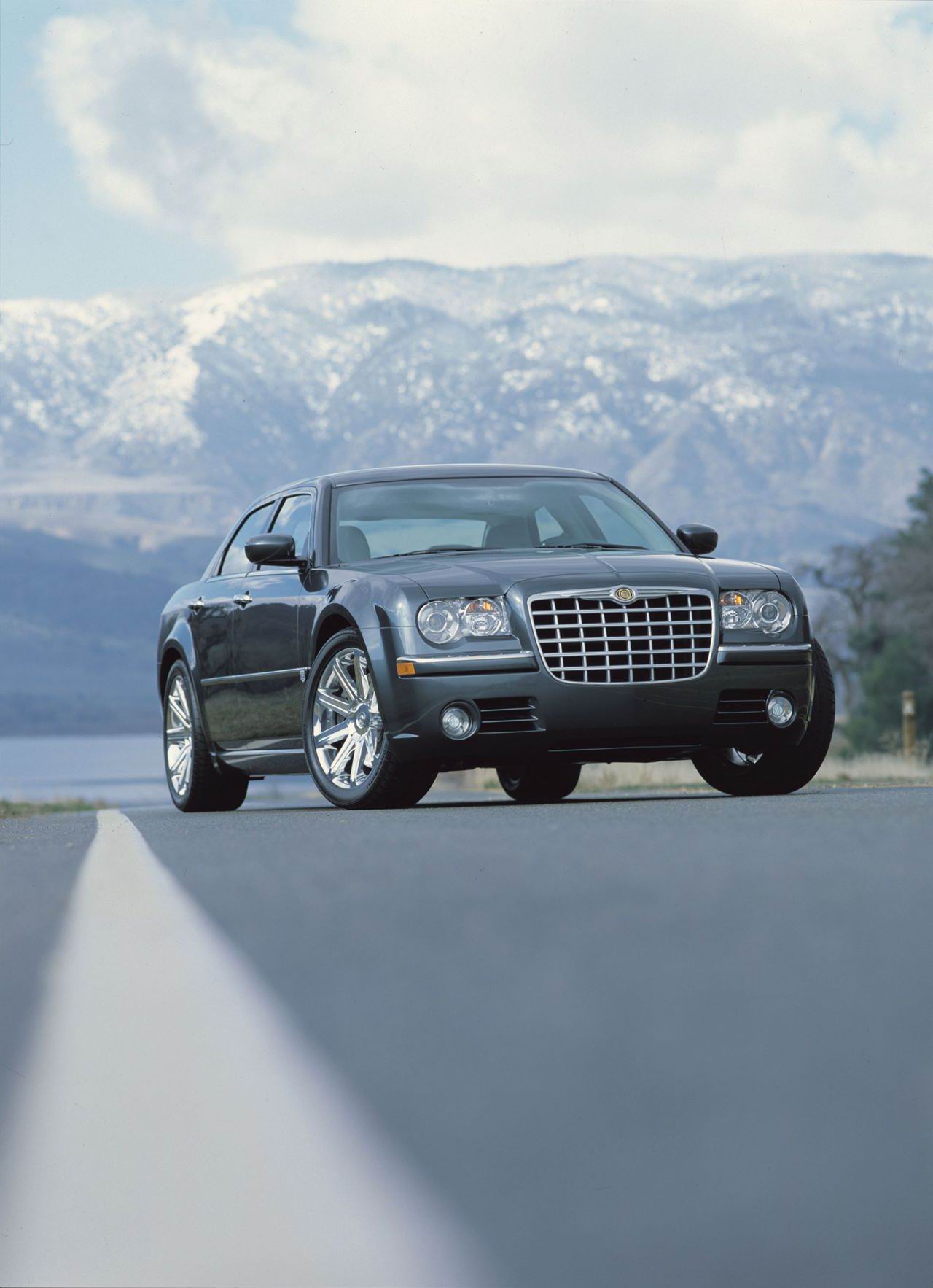 Chrysler () 300C Sedan:  