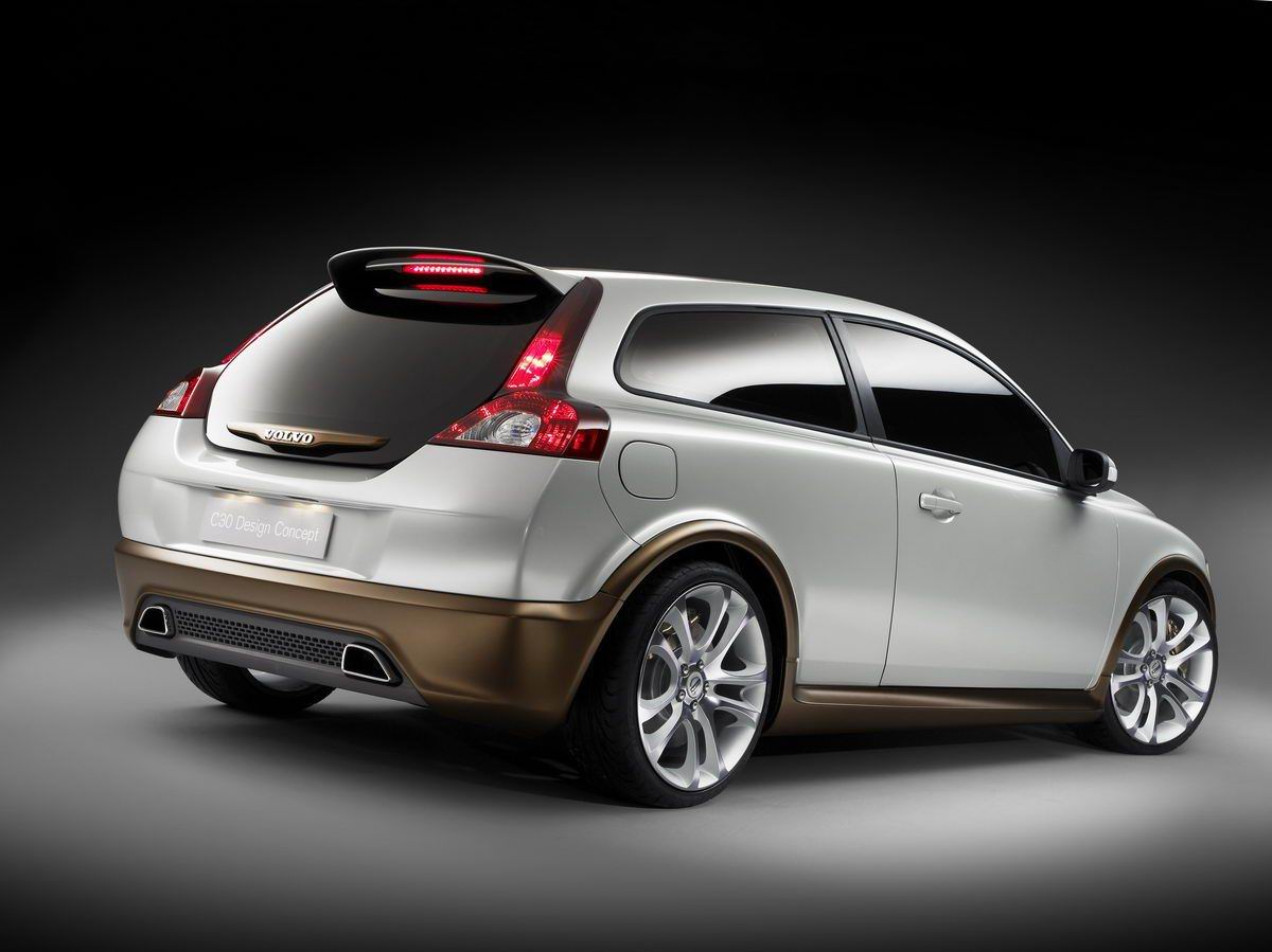 Volvo () C30:  