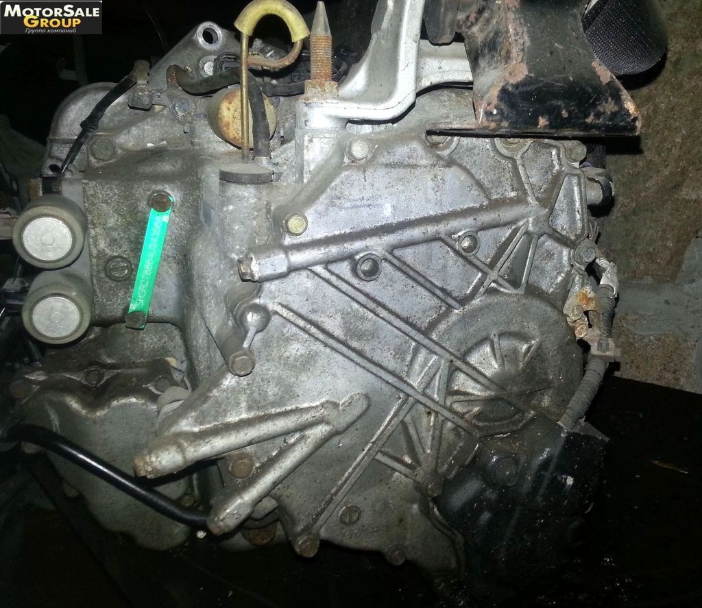 Honda () CRV (RD7), MKZA, GPLA, GPPA:    