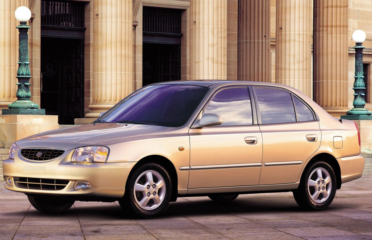 Hyundai () Accent II  (LC):  