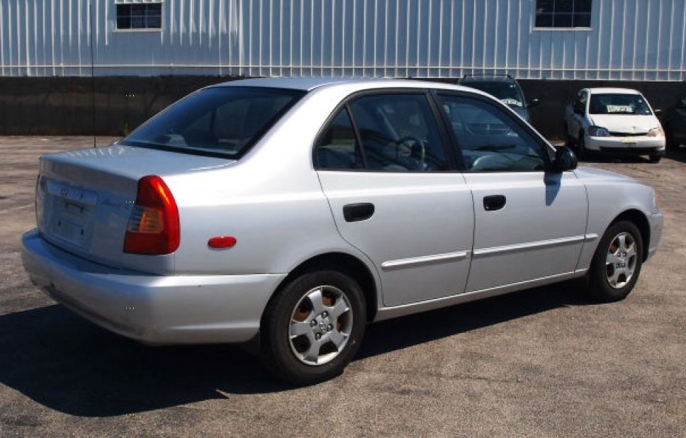 Hyundai () Accent II  (LC):  