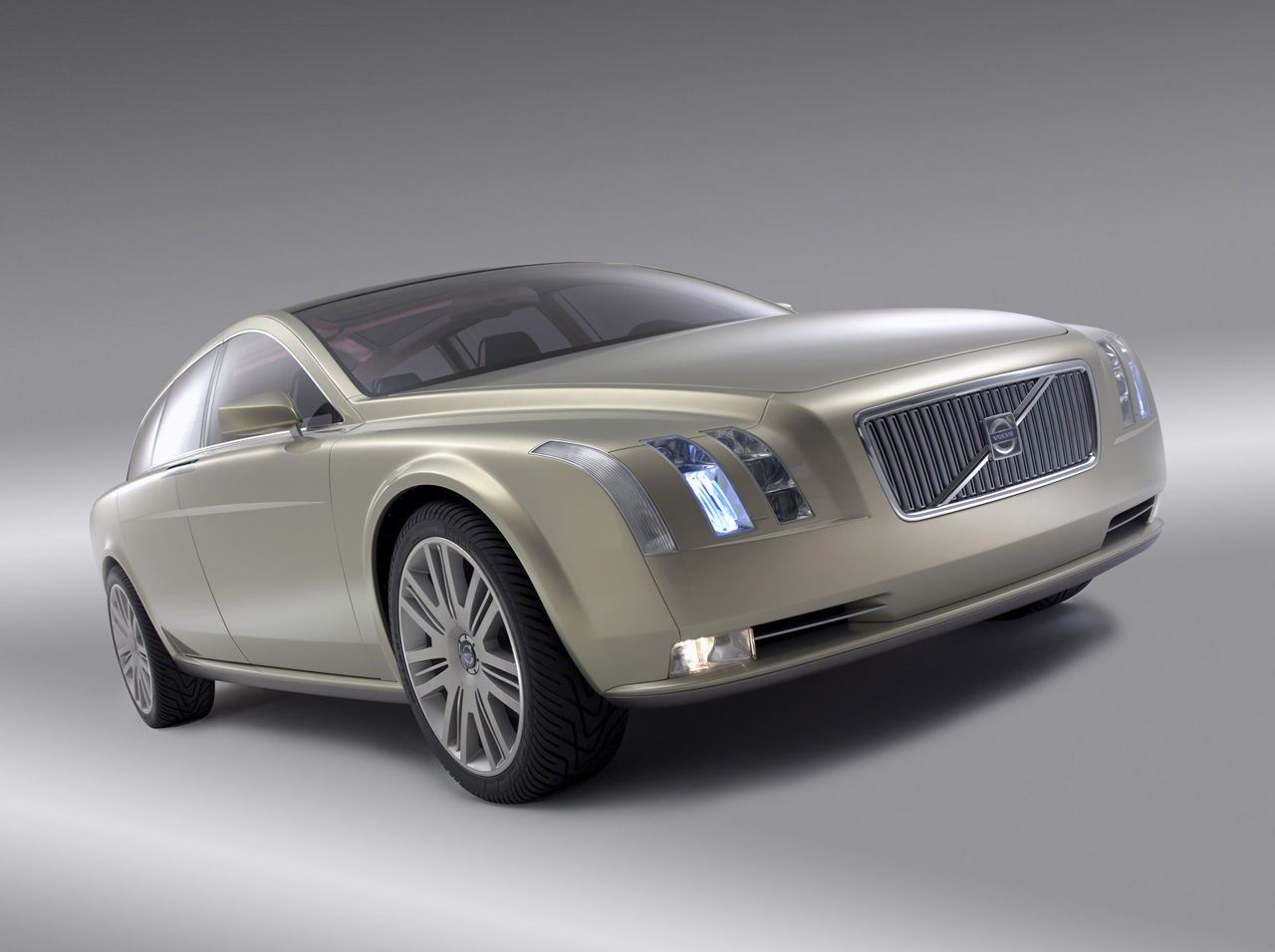Volvo () Versatility Concept:  