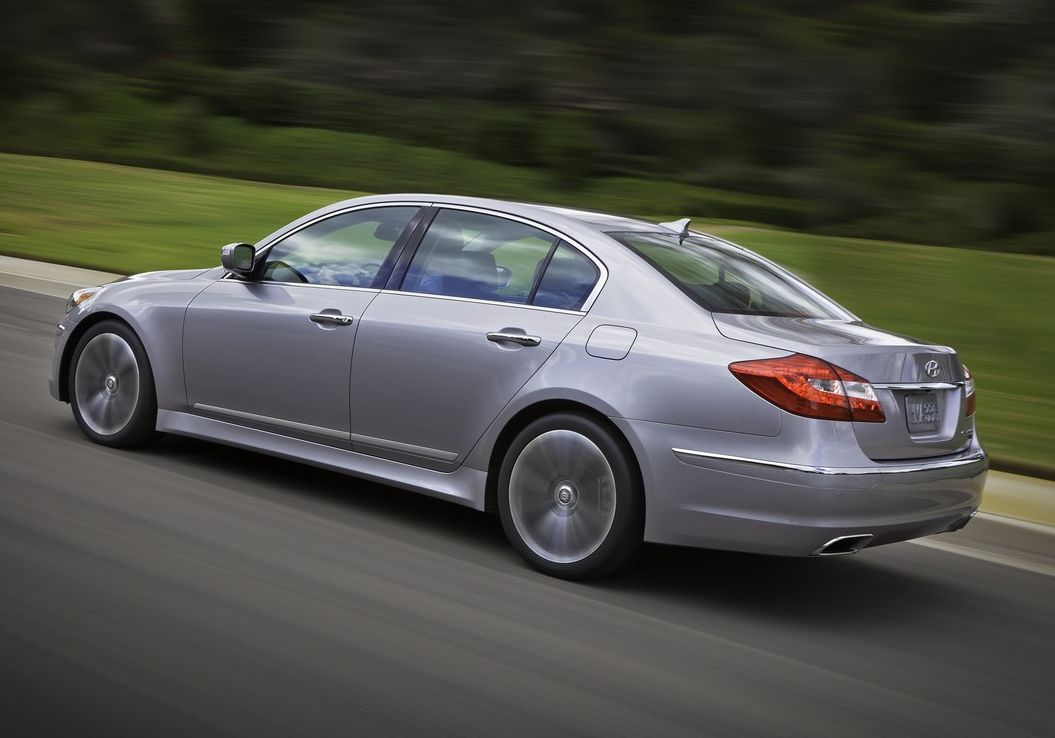 Hyundai () Genesis I (BH):  