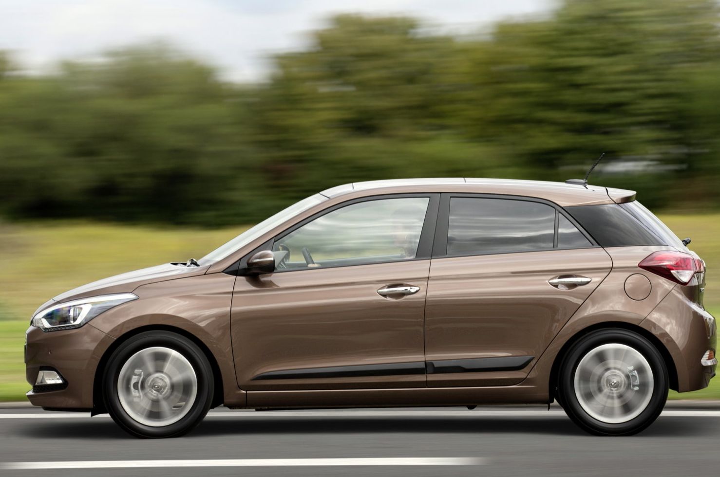 Hyundai () i20 II (GB):  