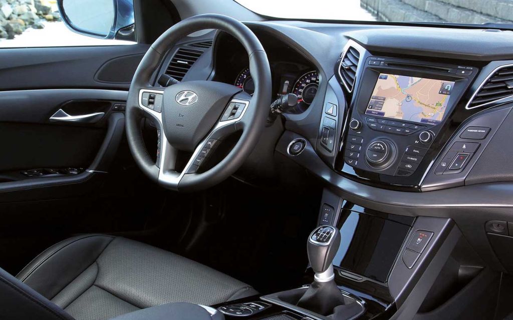Hyundai () i40 (VF):  