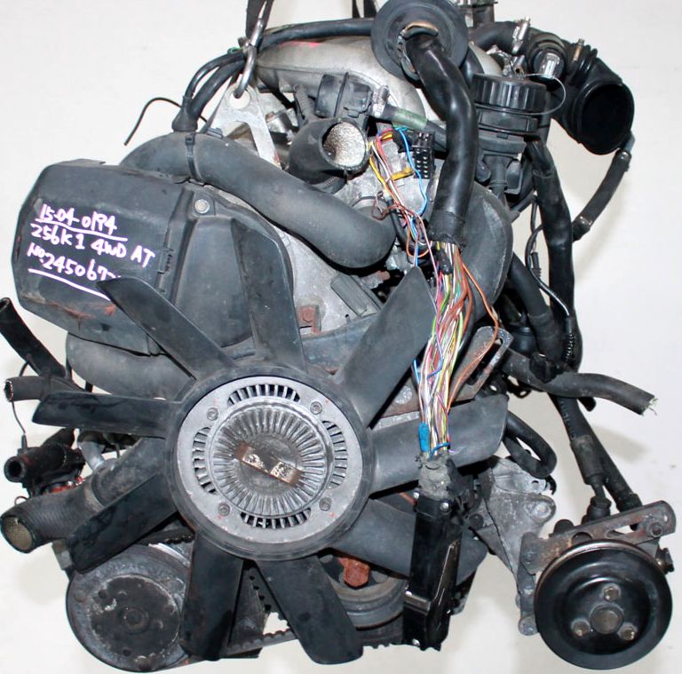 BMW () 256K1 M20B25:  