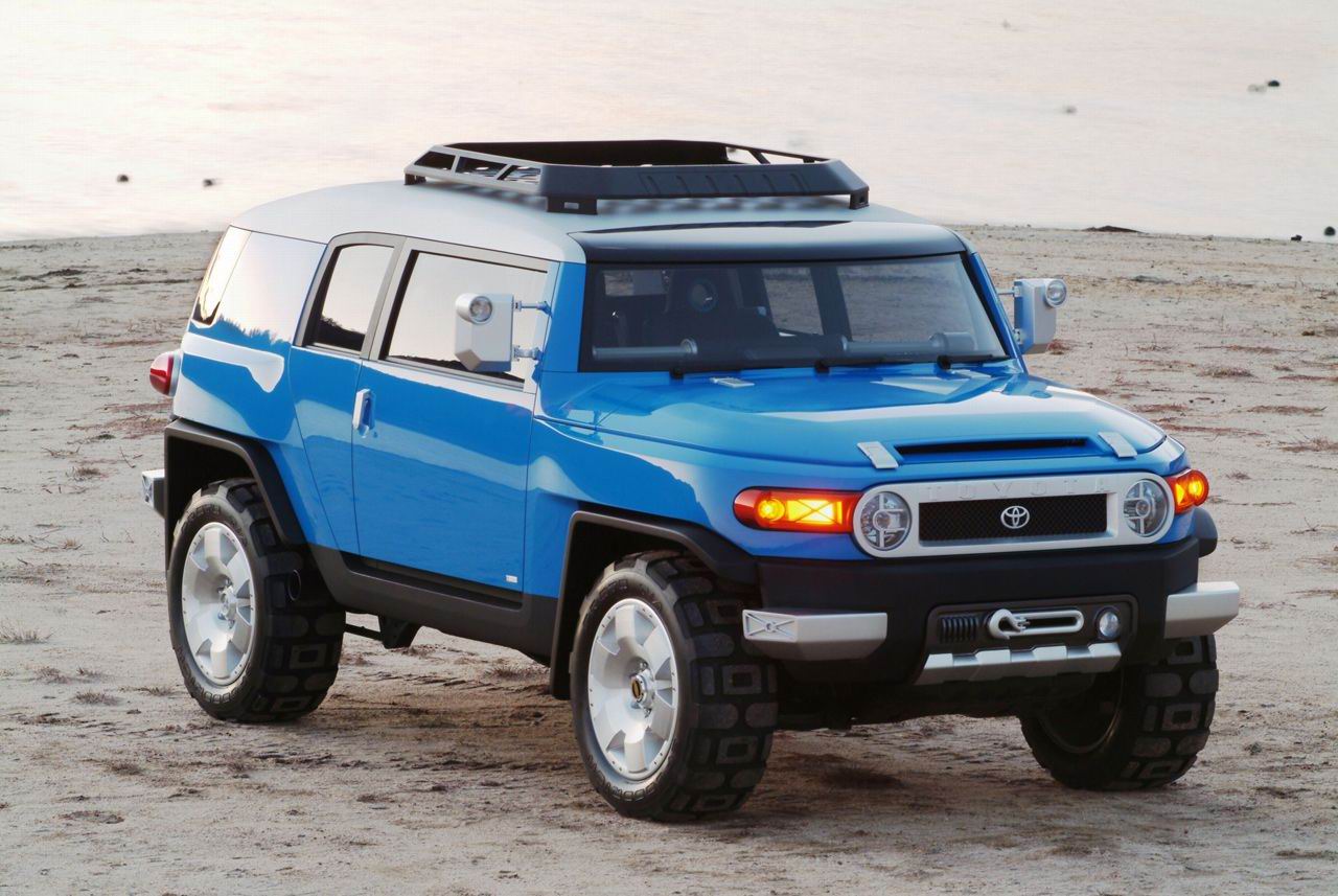 Toyota () FJ Cruiser I:  