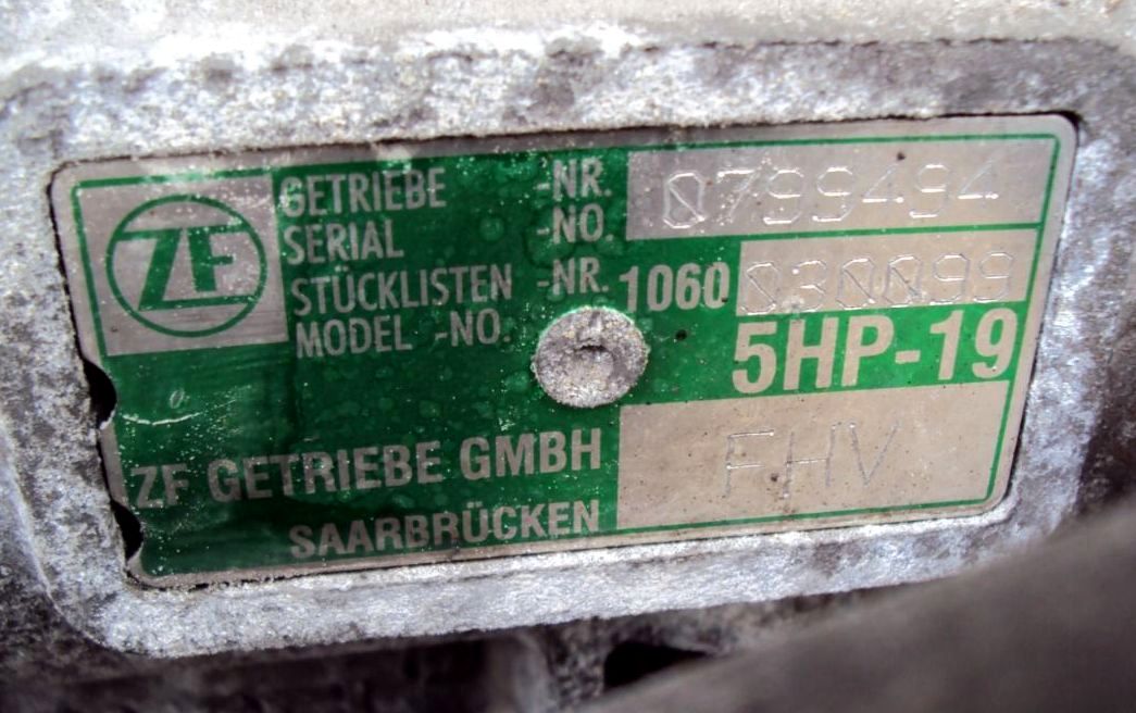 Volkswagen (VW) () Passat (FHV, 5HP19):    